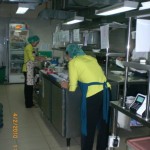 kesibukan-qc-my-meal Di Tengah Kesibukan Ahli Gizi dalan QC masakan diet anda